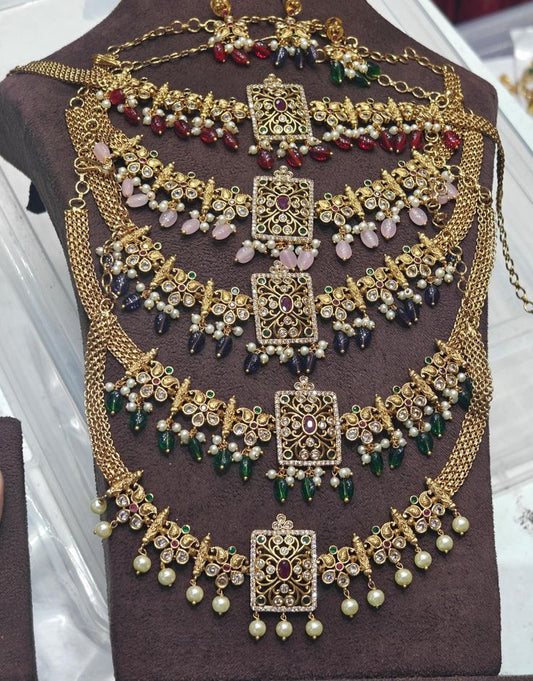 Kunti Jewel Combo Necklace With Five Color